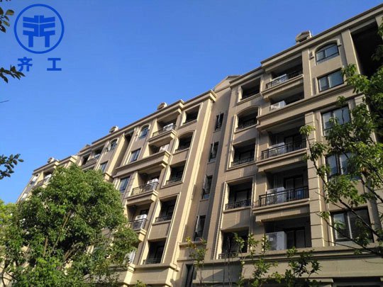 巖棉復(fù)合板有哪些建筑材料方面的優(yōu)勢(shì)？